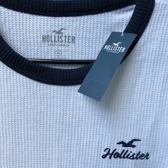 Hollister white knit tee! - Picture 5 of 5